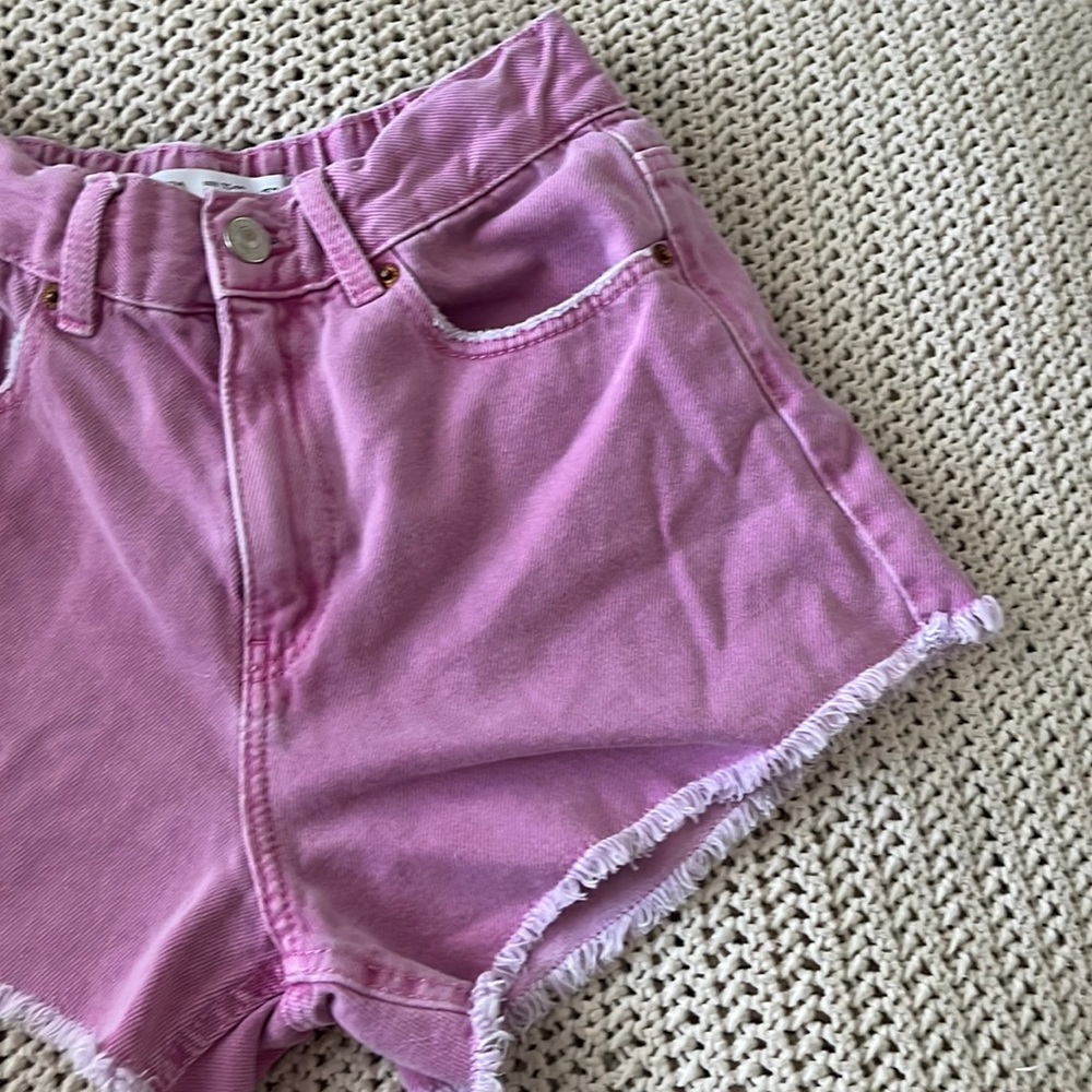 PINK ZARA JEAN SHORTS